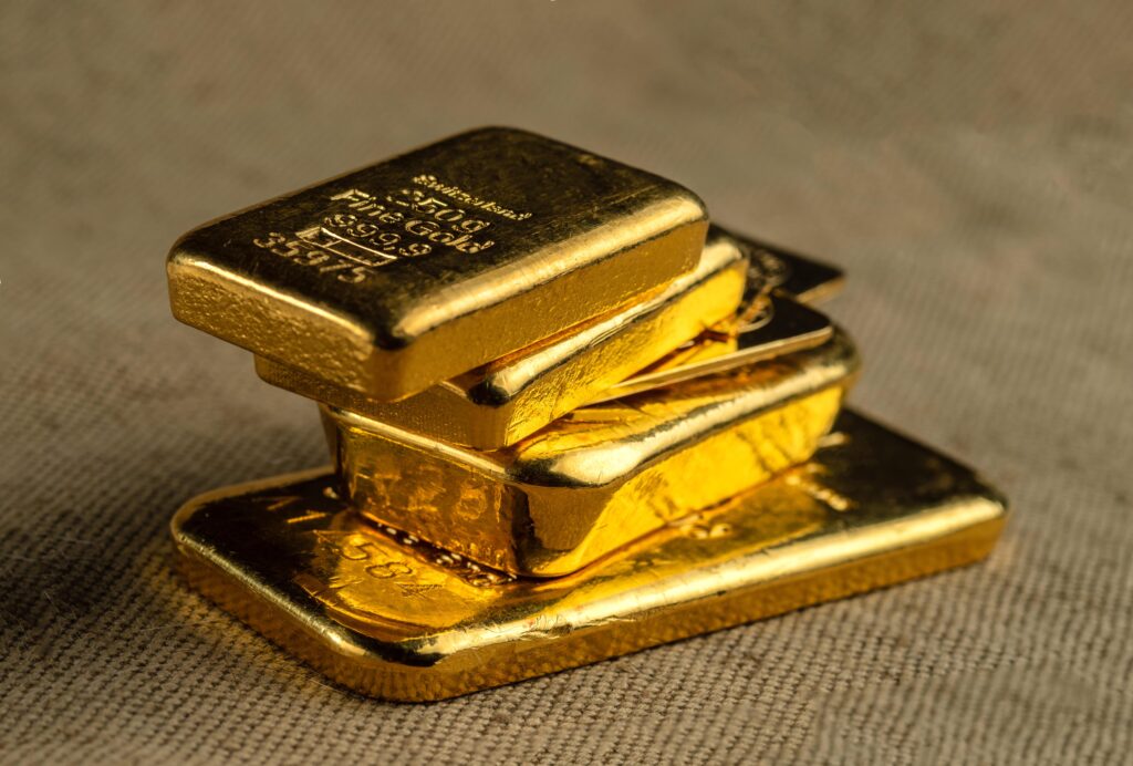 Whether you’re buying gold to protect your portfolio, buy it outright or invest in stocks and bonds, there are several ways to invest in it. This article will show you the best ways to invest in gold.