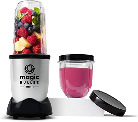 You can make smoothies, dips, sauces and soups with a Magic Bullet or NutriBullet. Find out which blender is your best choice in this complete review.