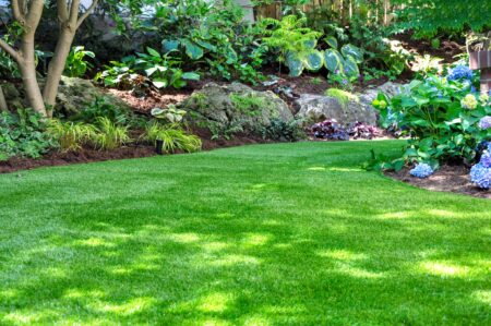 Learn how to get a beautiful lawn. Follow these tips and you’ll be on your way to a beautiful, healthy lawn.