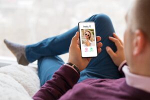 Looking for a date? In 2022, you may be able to find love with the help of one of these dating apps.