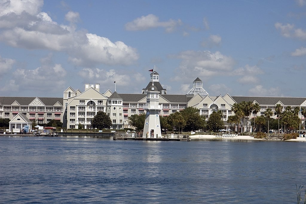 With a wide variety of accommodation options, Disney World offers something for everyone, from luxury resorts to budget-friendly hotels. Here are our top picks!